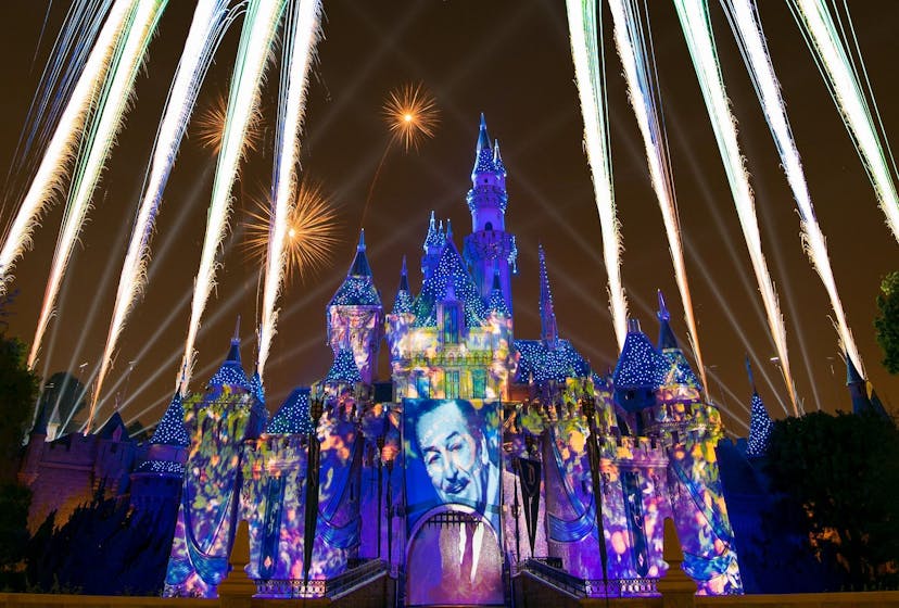 /disneys-happiest-place-on-earth-is-in-the-metaverse feature image
