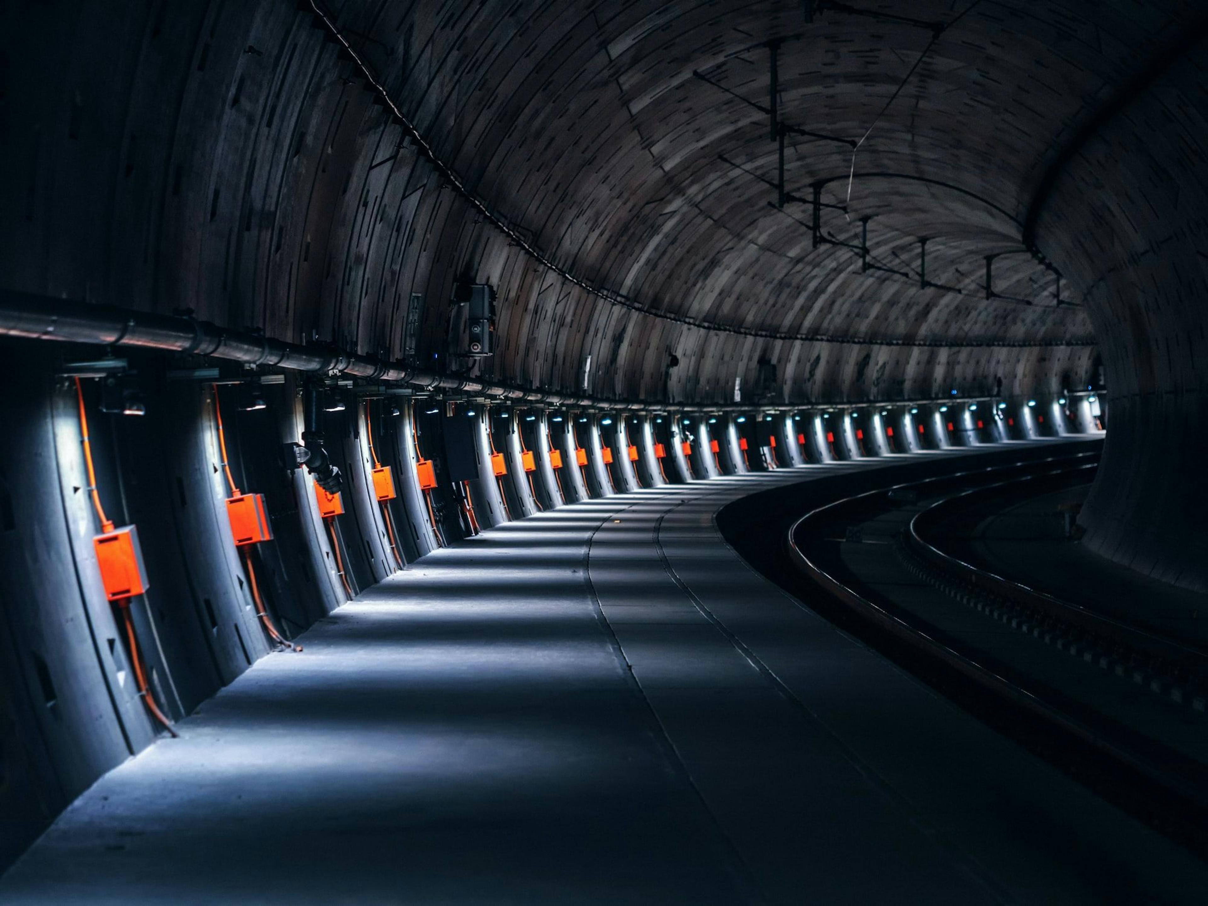 /how-to-connect-your-bastion-server-to-a-postgresql-server-with-an-ssh-tunnel-pw3g35lt feature image