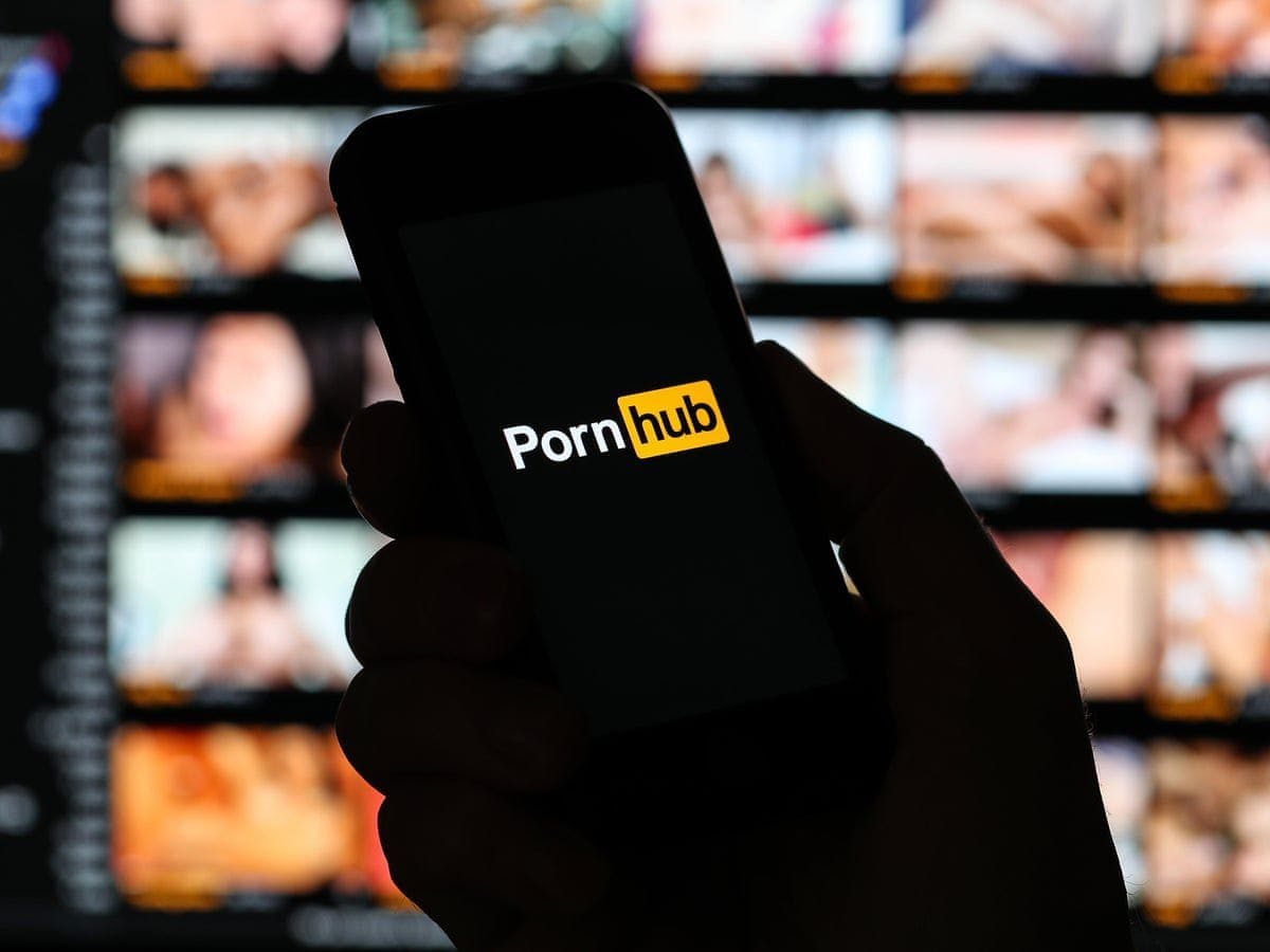 featured image - Pornhub and The Adult Entertainment Industry Helped Shape The Internet