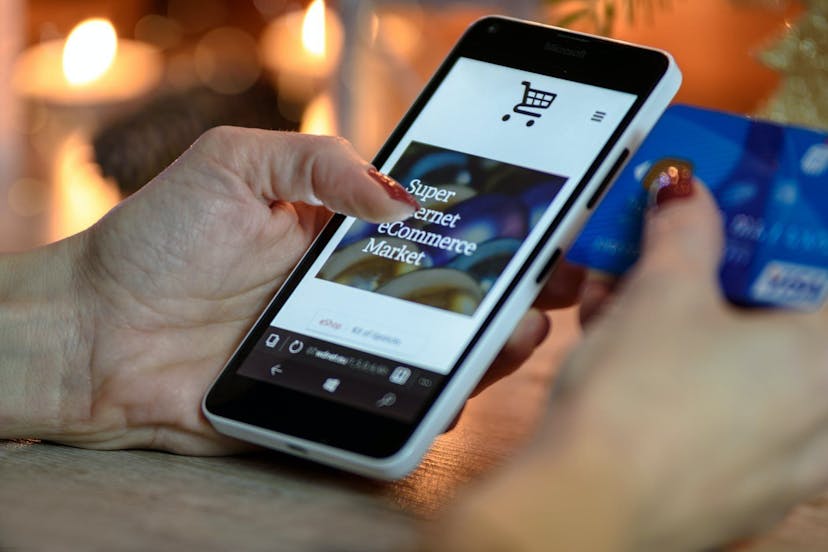 /ecommerce-marketplace-platforms-to-start-an-online-business-7124353y feature image