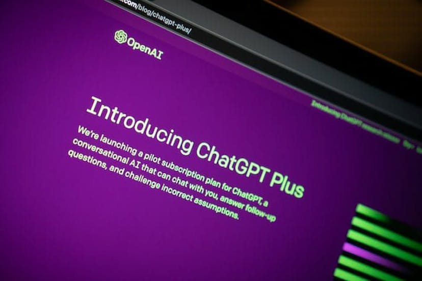 /chatgpt-is-a-powerful-tool-that-is-augmenting-and-assisting-human-work feature image