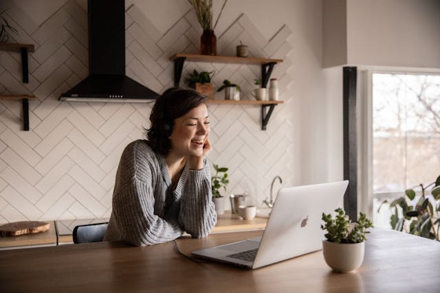 /virtual-events-connecting-minds-capturing-ideas feature image