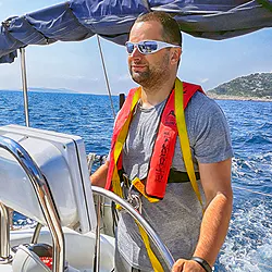 Novi HackerNoon profile picture