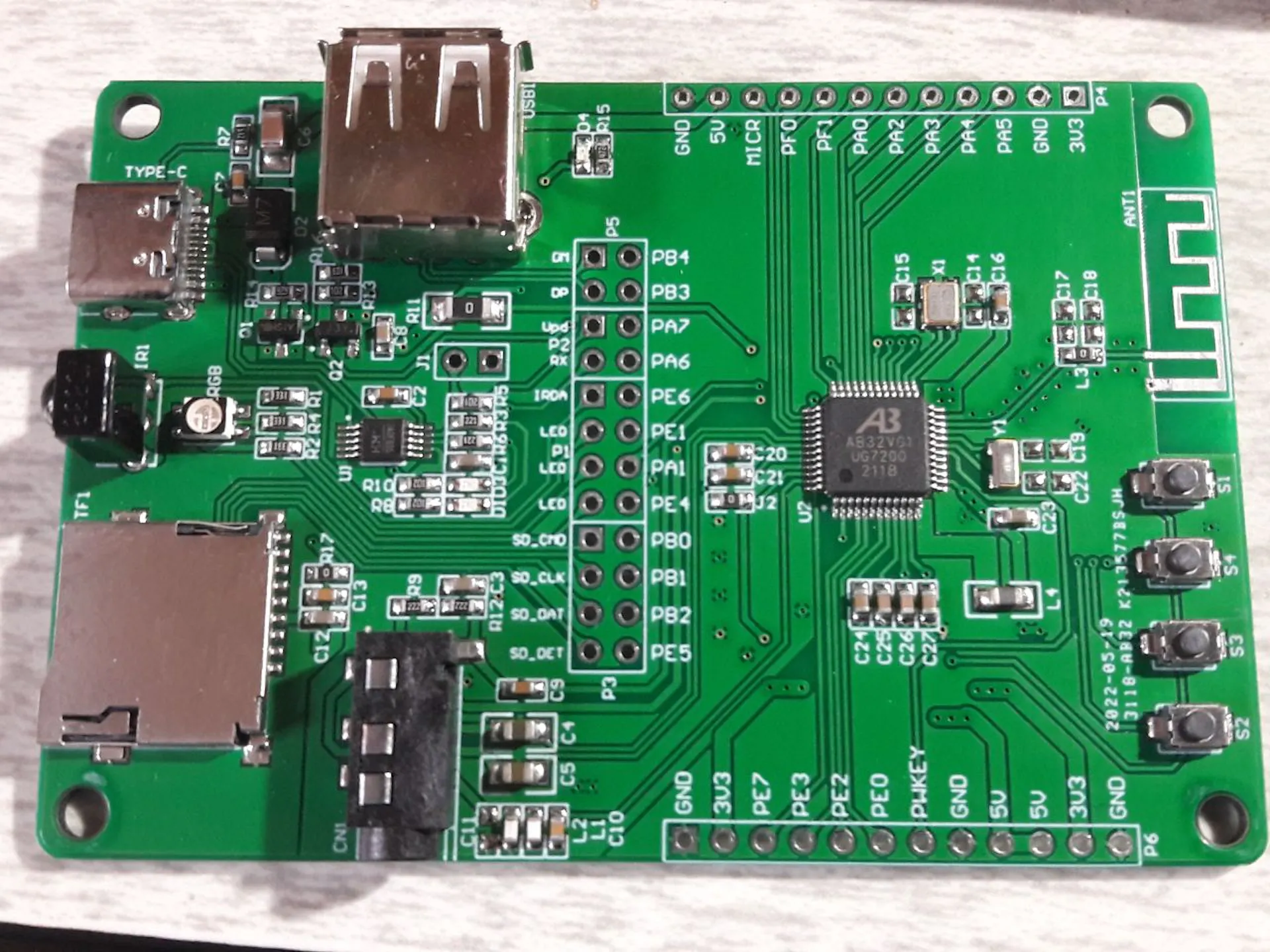 &nbsp;A RISC-V development board (Bluetrum AB32VG1). Photo: Popolon / Wikimedia Commons (CC BY-SA 4.0).