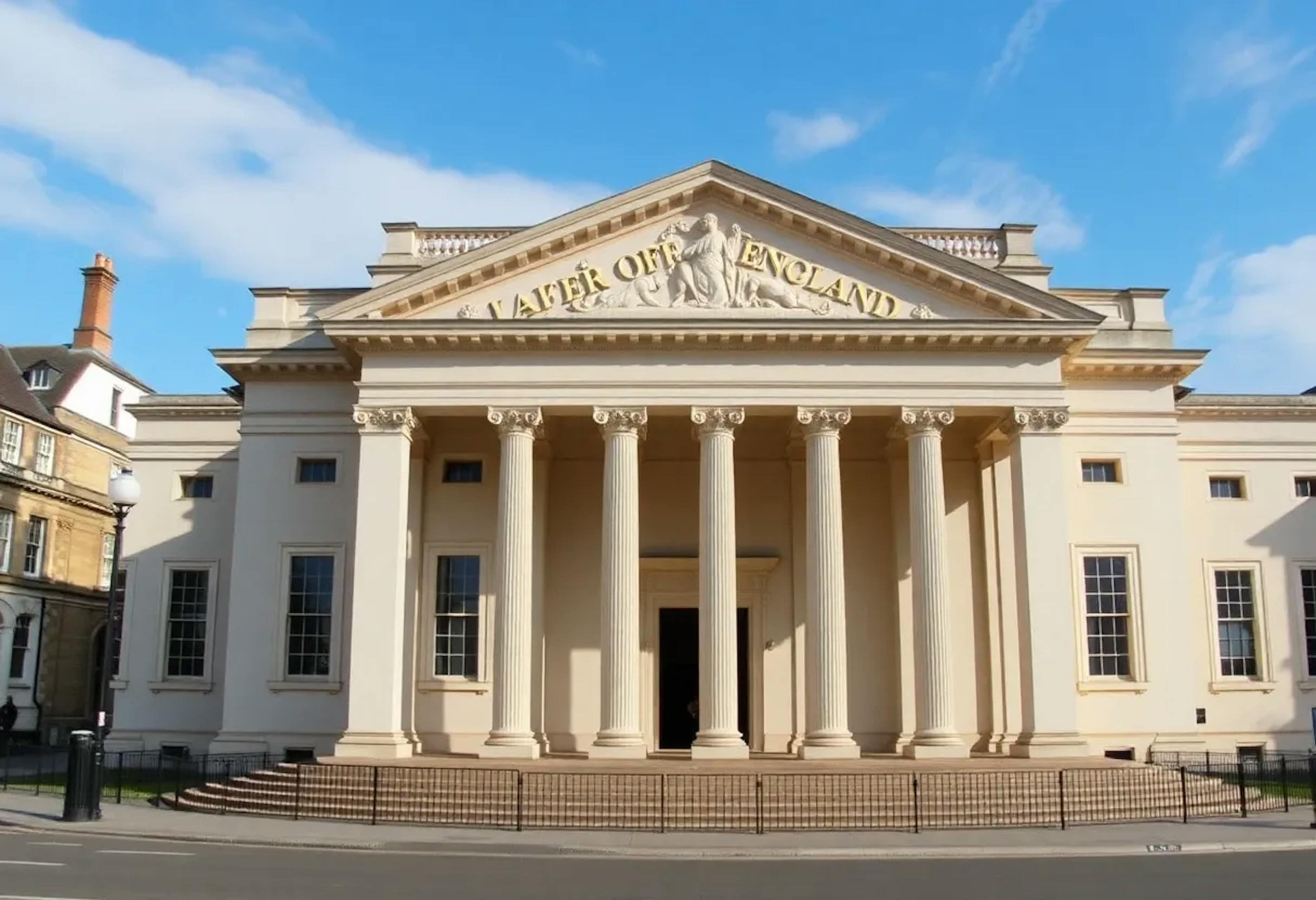 featured image - Bank of England Signals Softer Approach to Stablecoins Under New Proposals