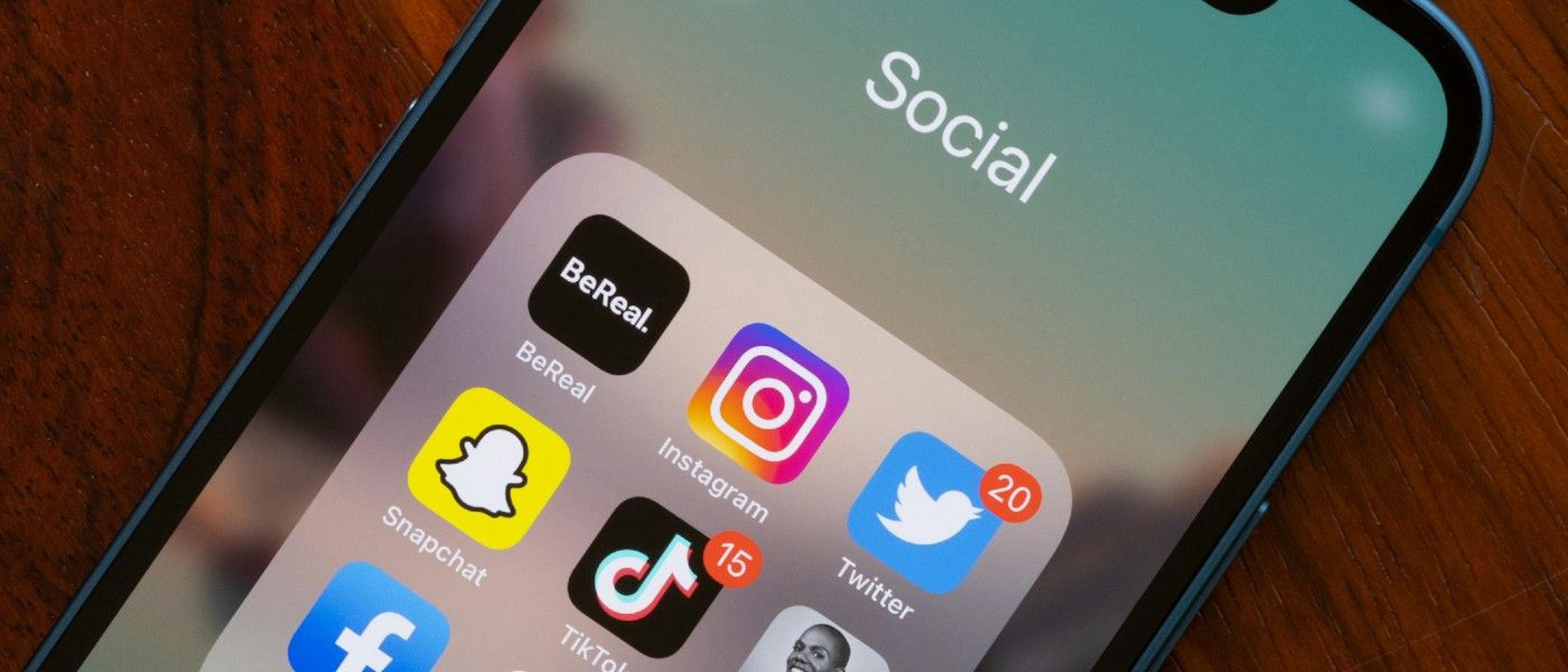 /how-secure-is-bereal feature image