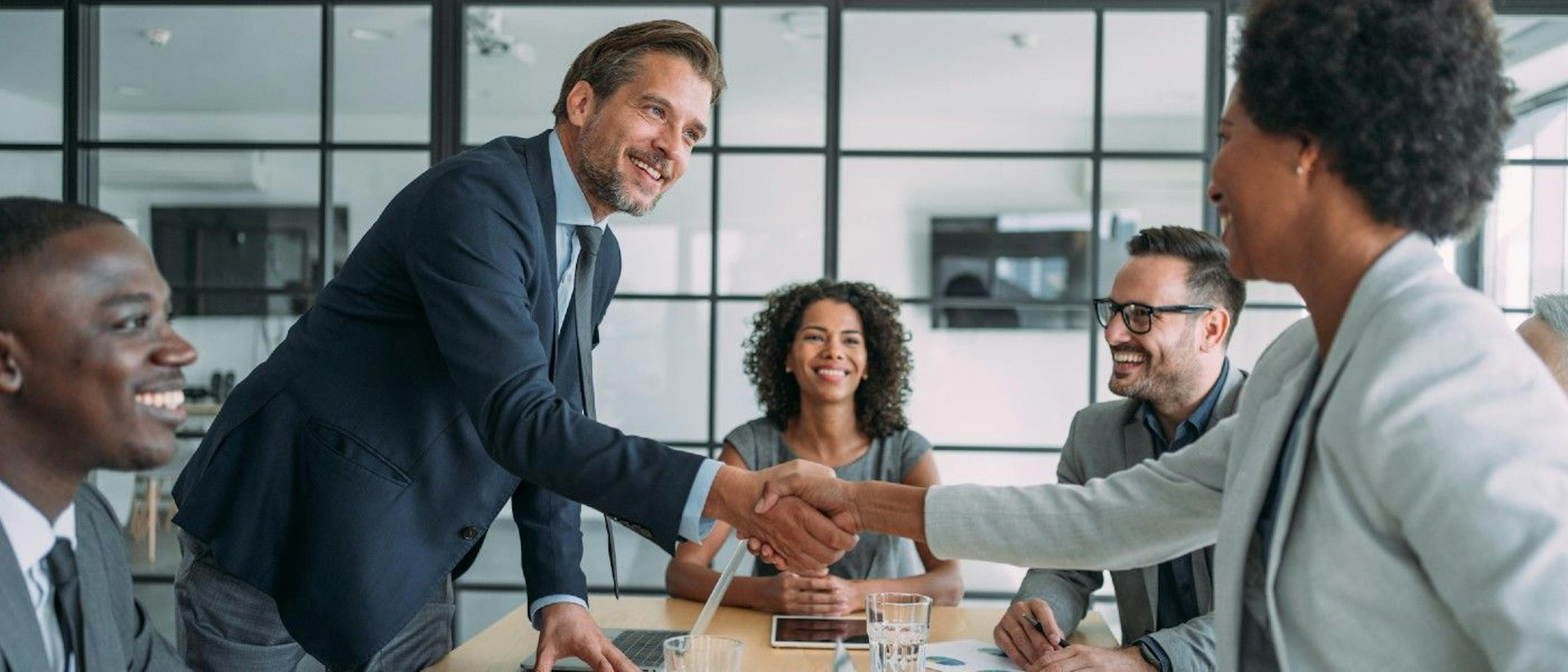 /5-tech-best-practices-for-smooth-business-transition feature image