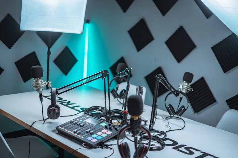/5-ways-to-produce-a-podcast-that-stands-out-among-the-rest feature image