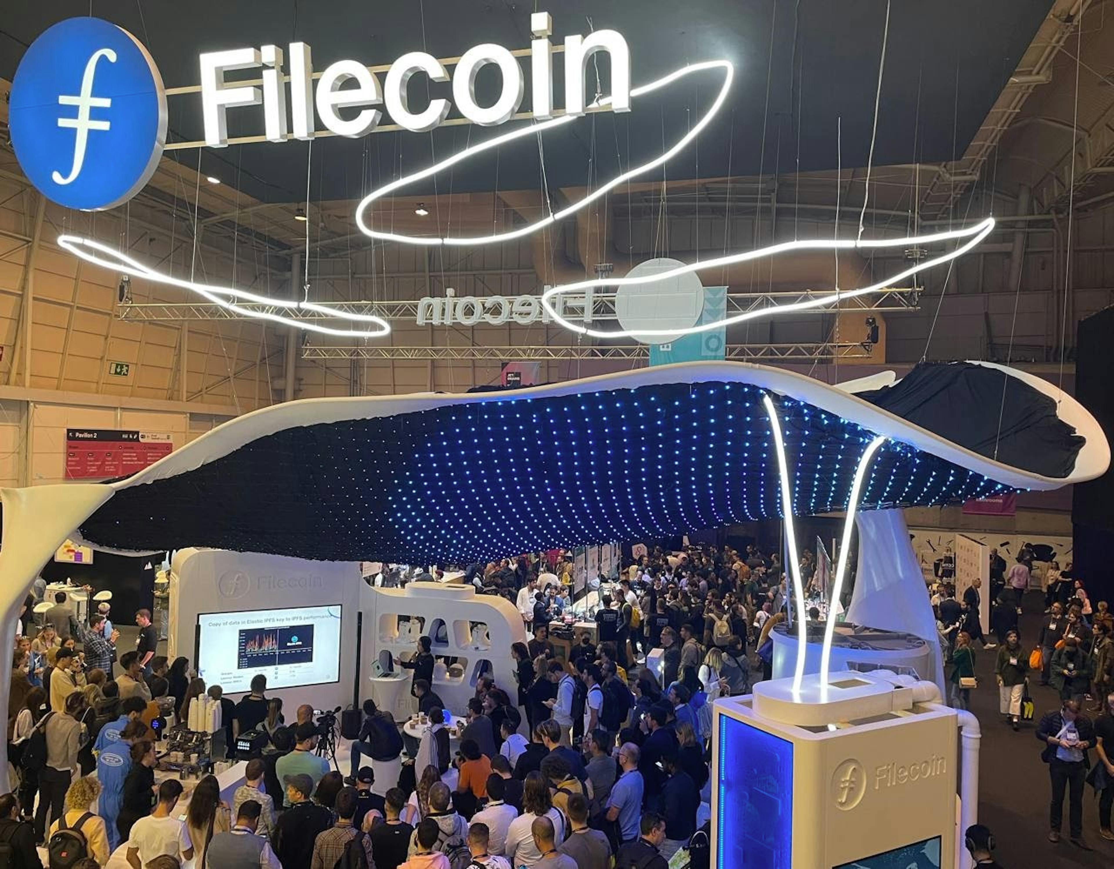 Una foto del stand de Filecoin en Web Summit 2022, Lisboa, Portugal