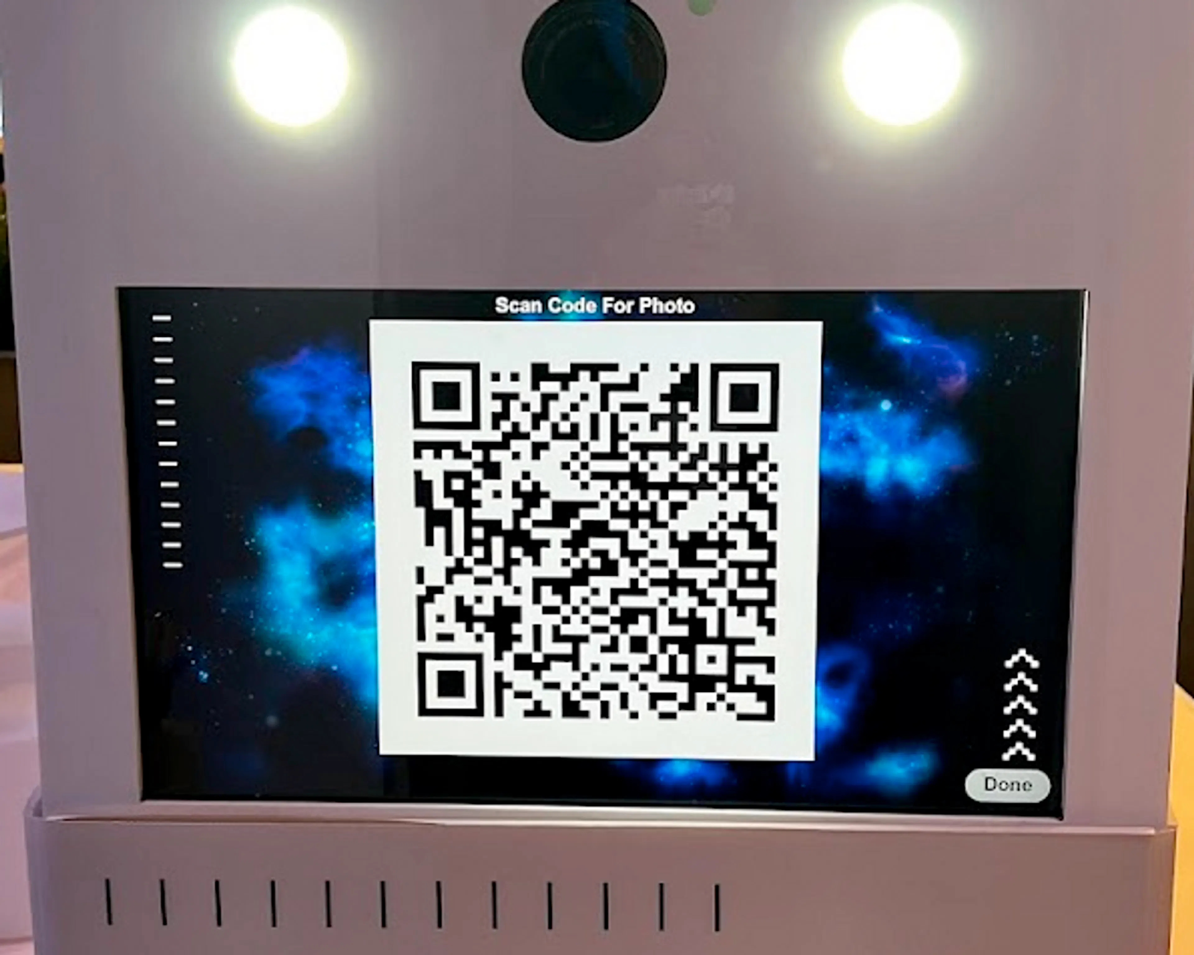A QR code containing CID of a selfie