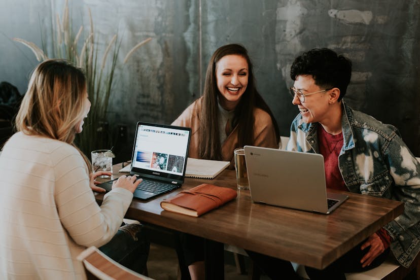 /managing-diversity-in-the-workplace-building-an-inclusive-organizational-culture-z751362y feature image