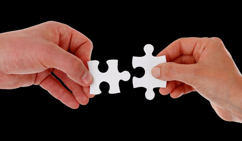 /how-to-integrate-traditional-cloud-development-with-salesforce-z41t34d2 feature image