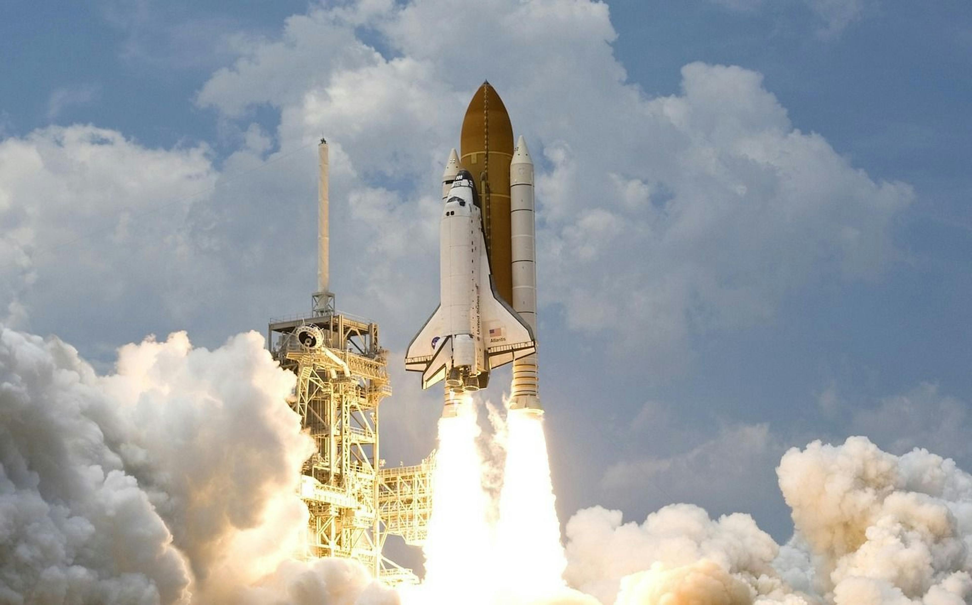 featured image - How To Deploy An ERC-20 Smart Contract On Avalanche with Infura