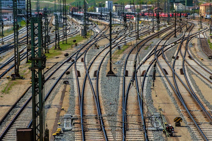 /buh-bye-webpack-and-nodejs-hello-rails-and-import-maps feature image