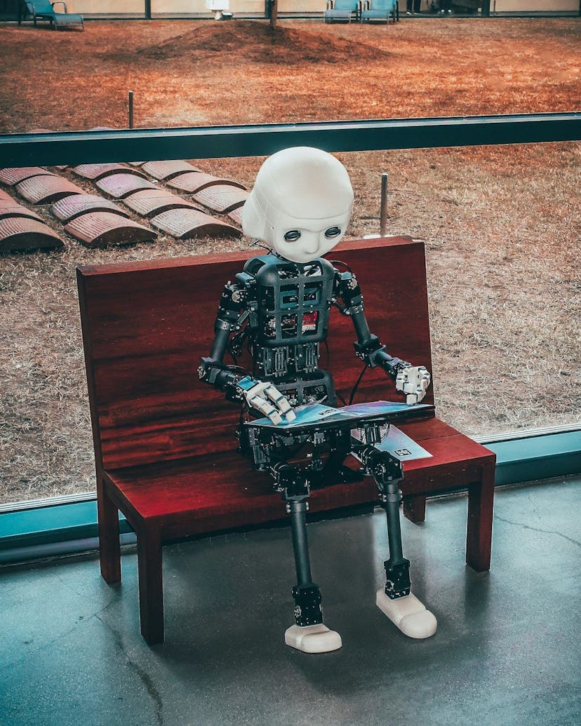 /ai-powered-phishing-scams-are-evolvingheres-how-businesses-can-fight-back feature image