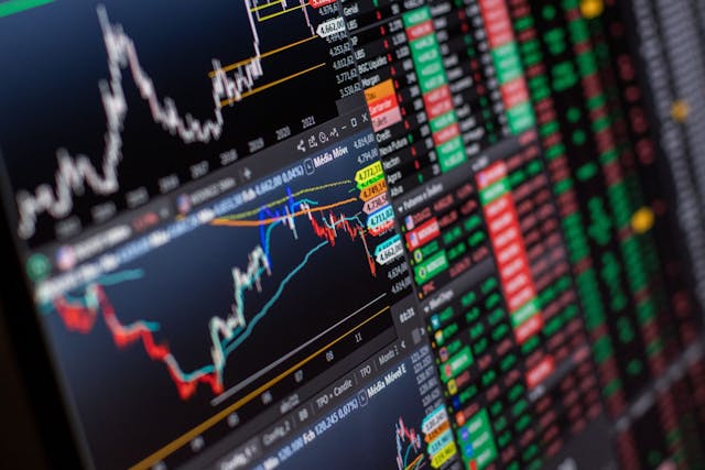 /how-payment-businesses-deal-with-fraud-and-data-leaks feature image