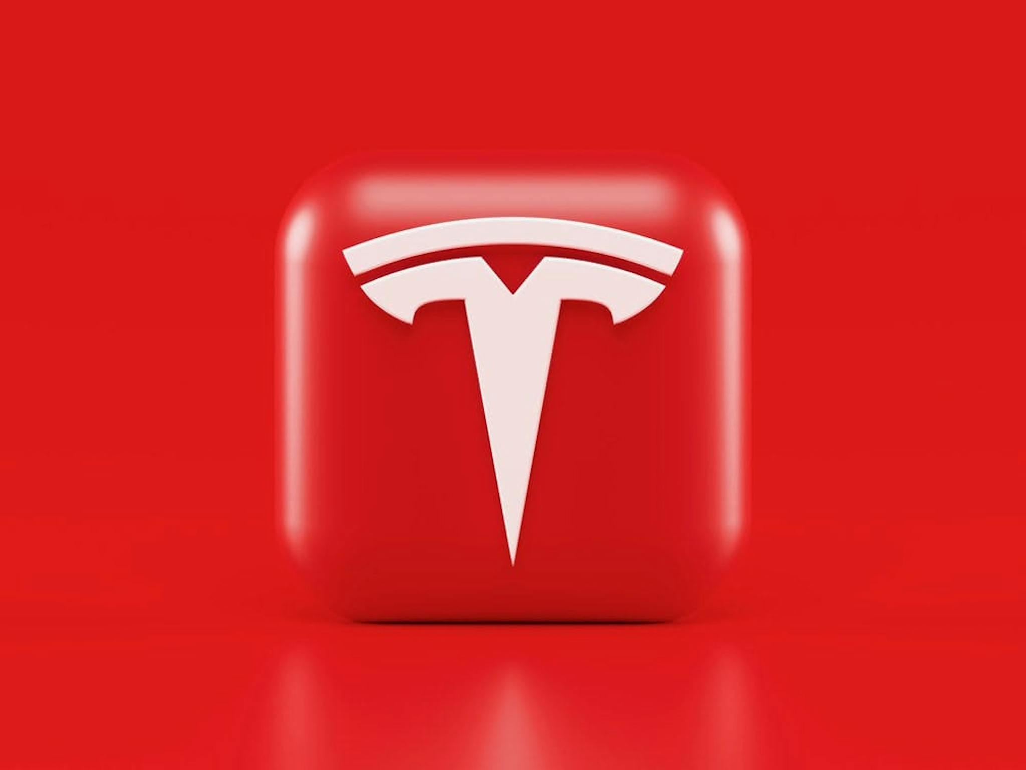 tesla logo begin pic.jpg