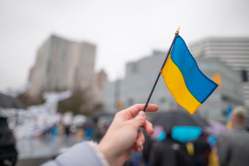 /from-turmoil-to-relief-how-the-end-of-the-war-in-ukraine-could-impact-the-price-of-bitcoin feature image