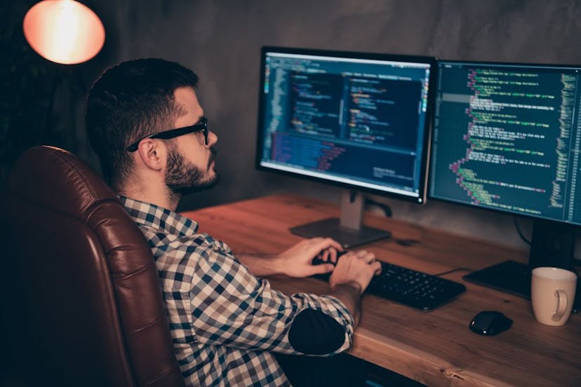 /how-can-you-minimize-your-online-footprint-171235n9 feature image