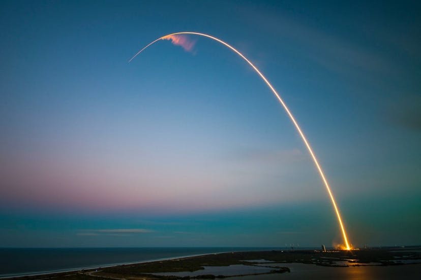 /right-entrepreneur-right-problem-the-first-steps-in-startup-building feature image