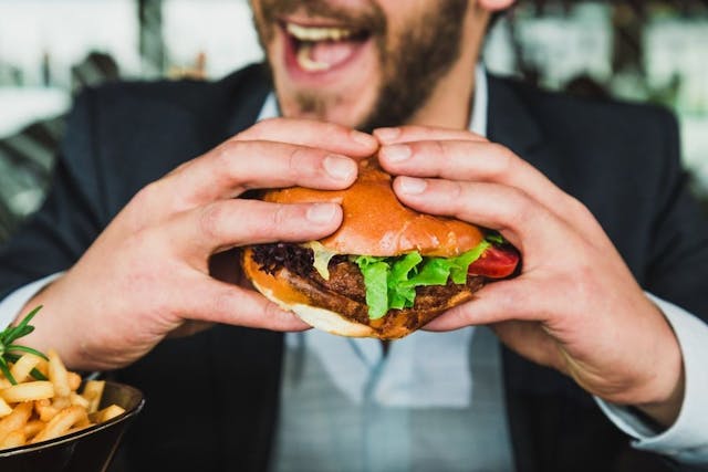 /how-to-create-a-successful-food-delivery-app feature image