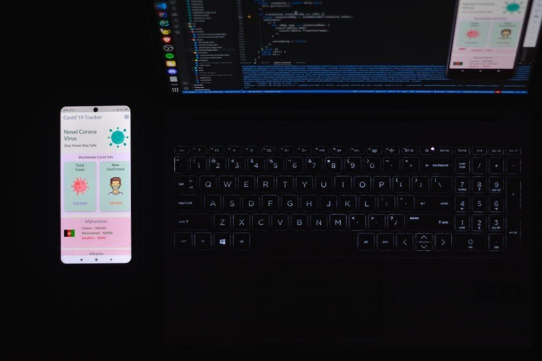 featured image - Who Would Win Between Flutter and React Native