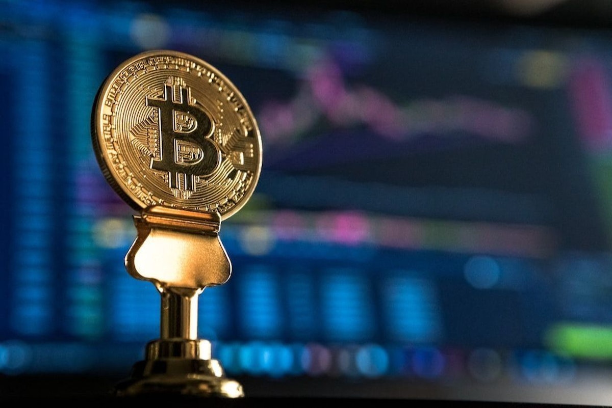 featured image - ¿Cuánto valdrá Bitcoin en el año 2140?