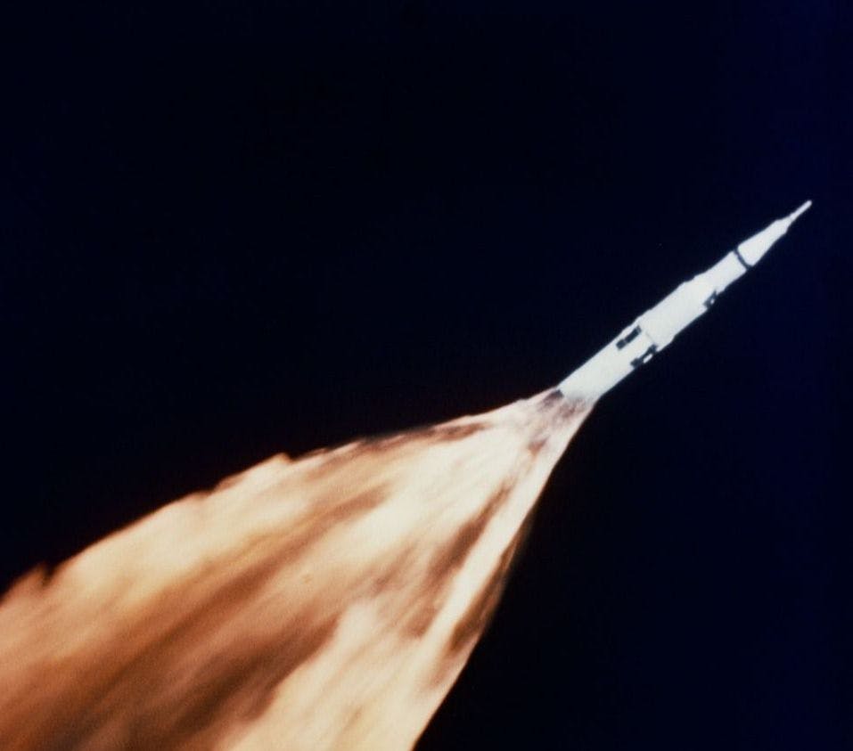 /5-ways-that-microservices-can-be-deployed-effectively feature image