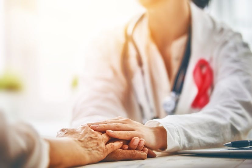 /7-ways-ai-revolutionizes-cancer-prediction-detection-and-treatment feature image