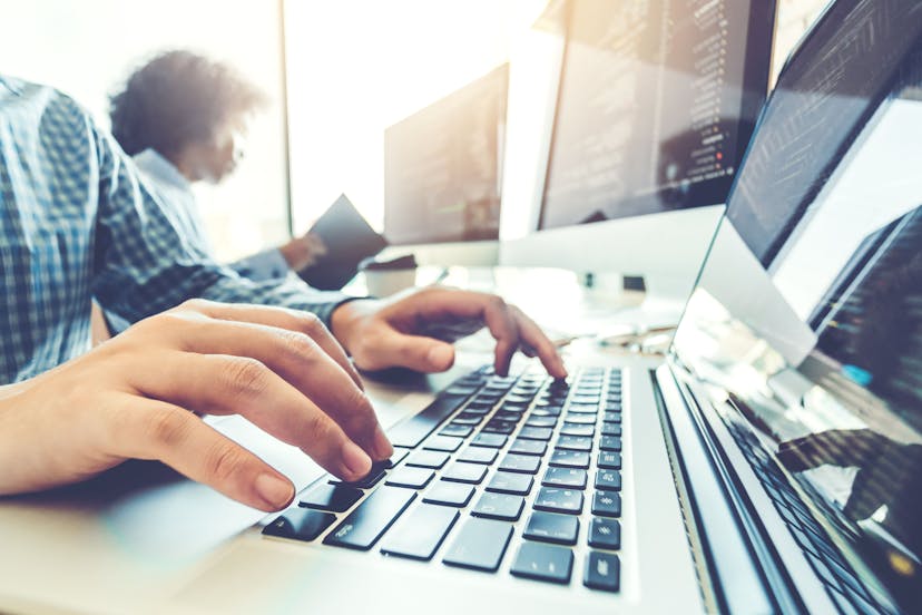 /12-common-java-mistakes-made-by-newcomers-u71z37yq feature image
