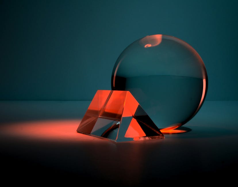 /go-when-should-you-use-generics-when-shouldnt-you feature image