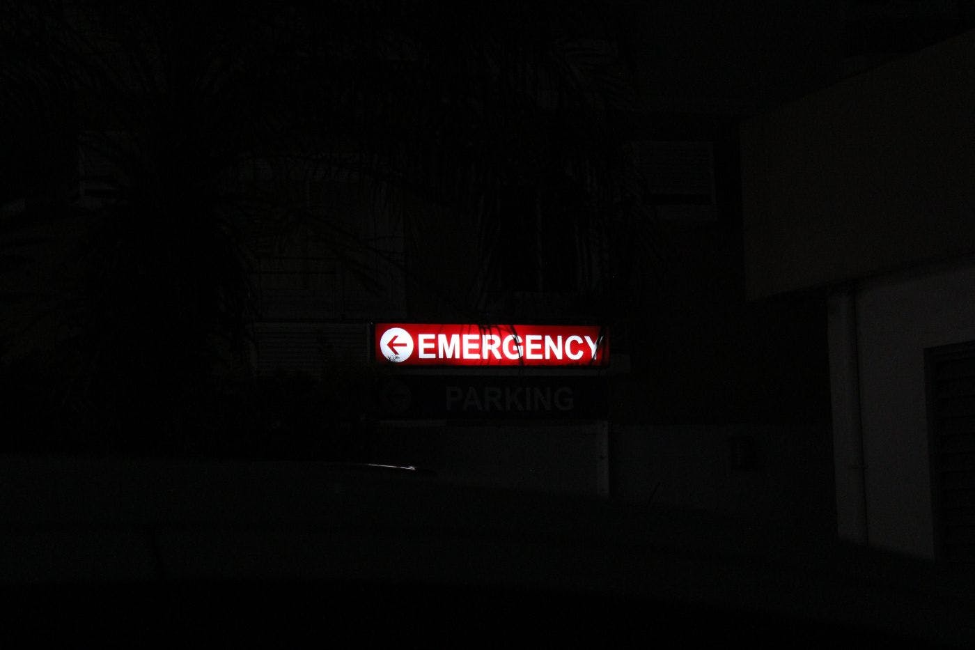 featured image - IPhone, This Is an Emergency