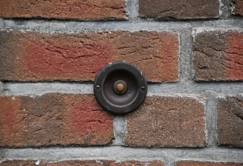 /ring-cameras-can-perpetuate-bias-to-police-heres-how feature image