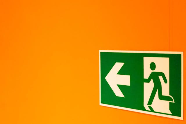 /tips-and-tricks-to-manage-your-exit-wealth feature image