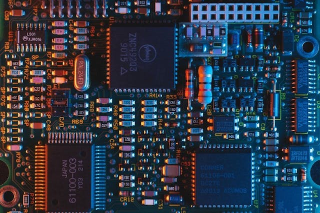 /finally-i-m-not-coding-on-a-5-year-old-chromebook-anymore feature image