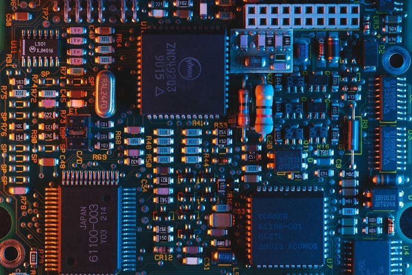 /finally-i-m-not-coding-on-a-5-year-old-chromebook-anymore feature image