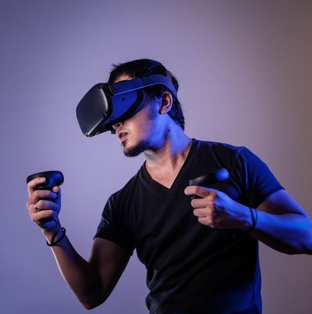 /what-i-learned-during-my-eye-opening-exploration-of-the-effects-of-virtual-reality-on-the-brain feature image