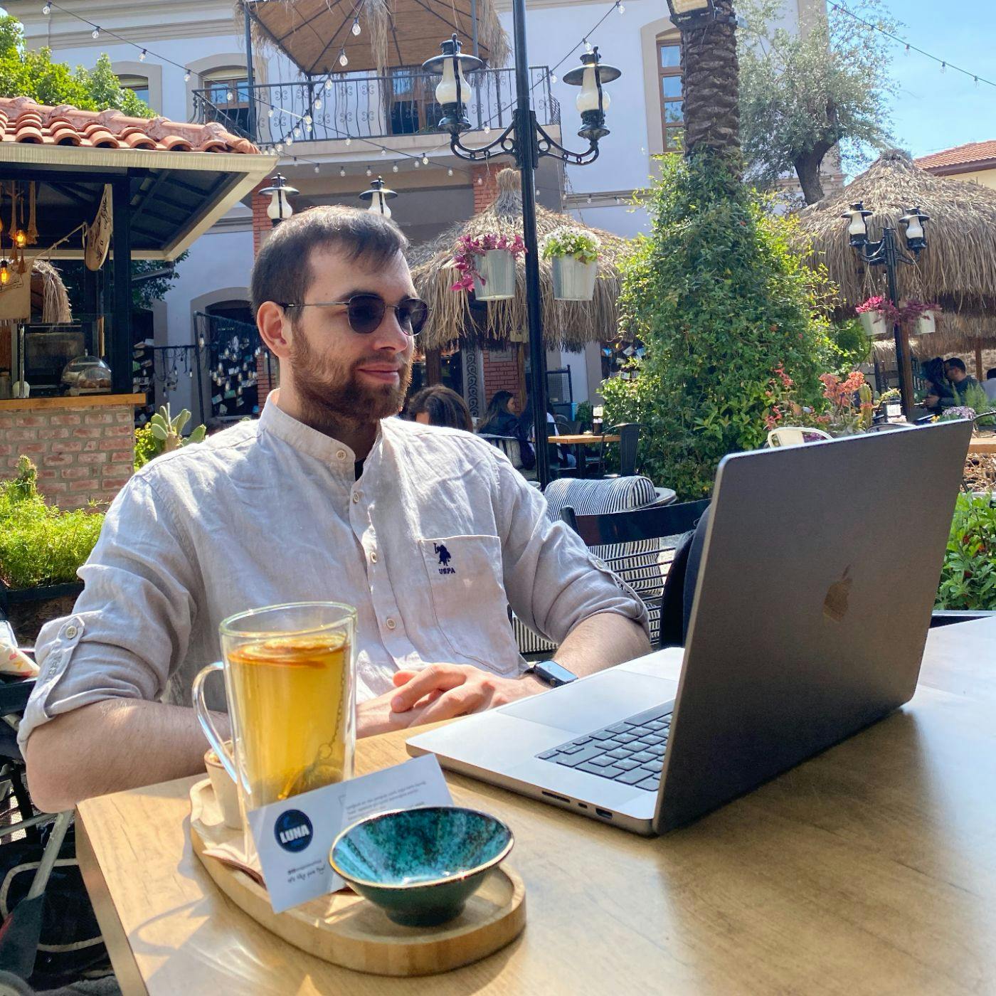 featured image - Meet the Writer: HackerNoon Contributor Artem Sutulov, Full-Stack Software Engineer