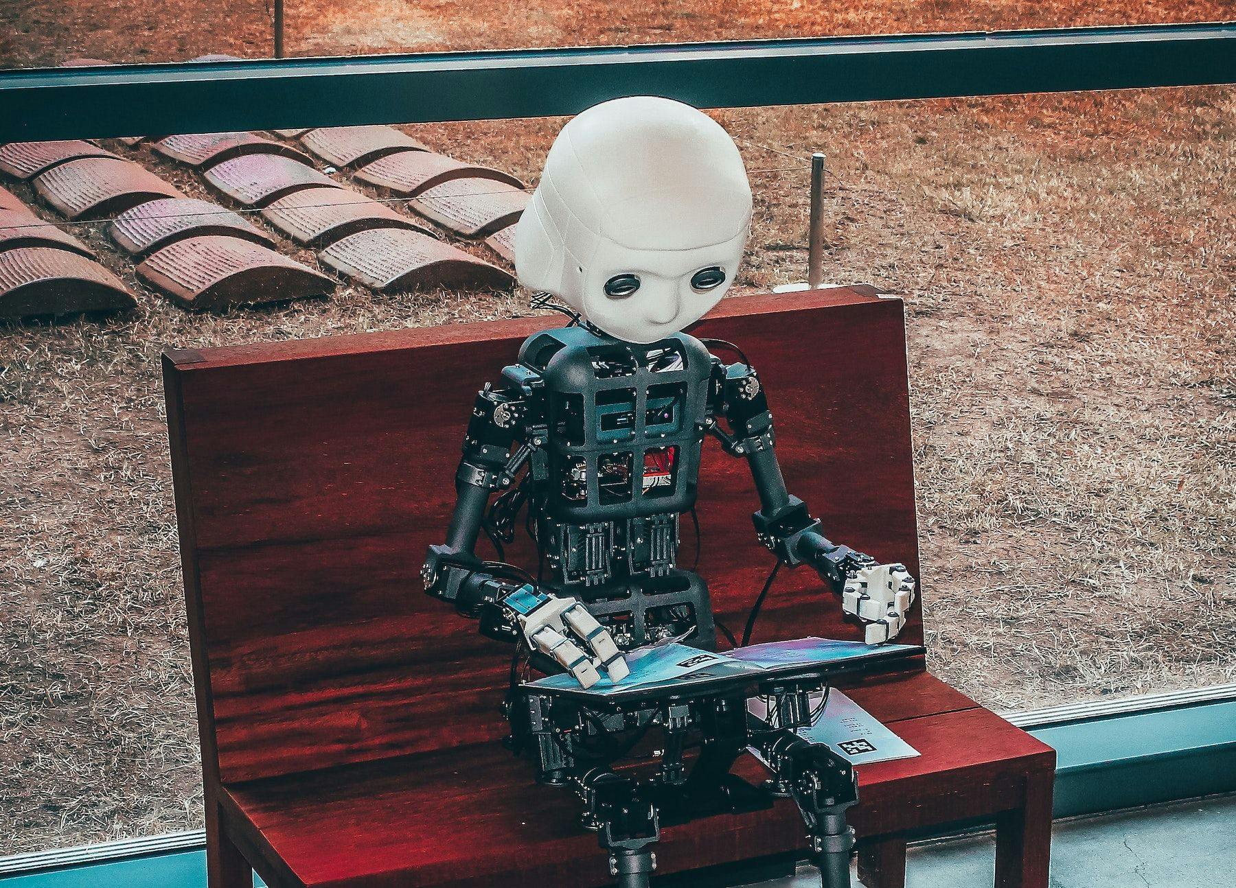 /the-future-of-consulting-and-legal-relationships-powered-by-ai-3m3v350w feature image