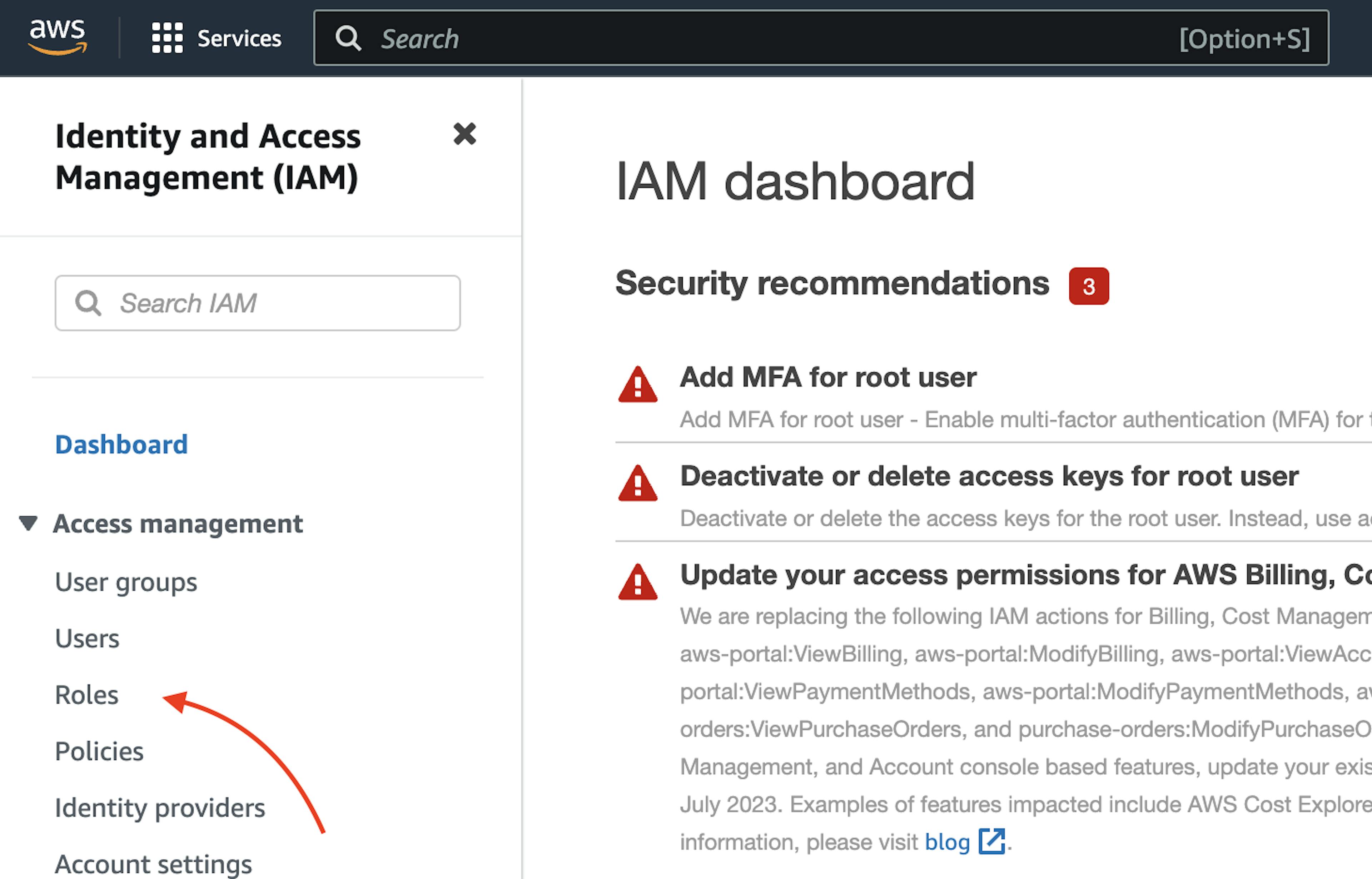 「IAM ロール」へのポインターが表示された AWS Web ページのスクリーンショット