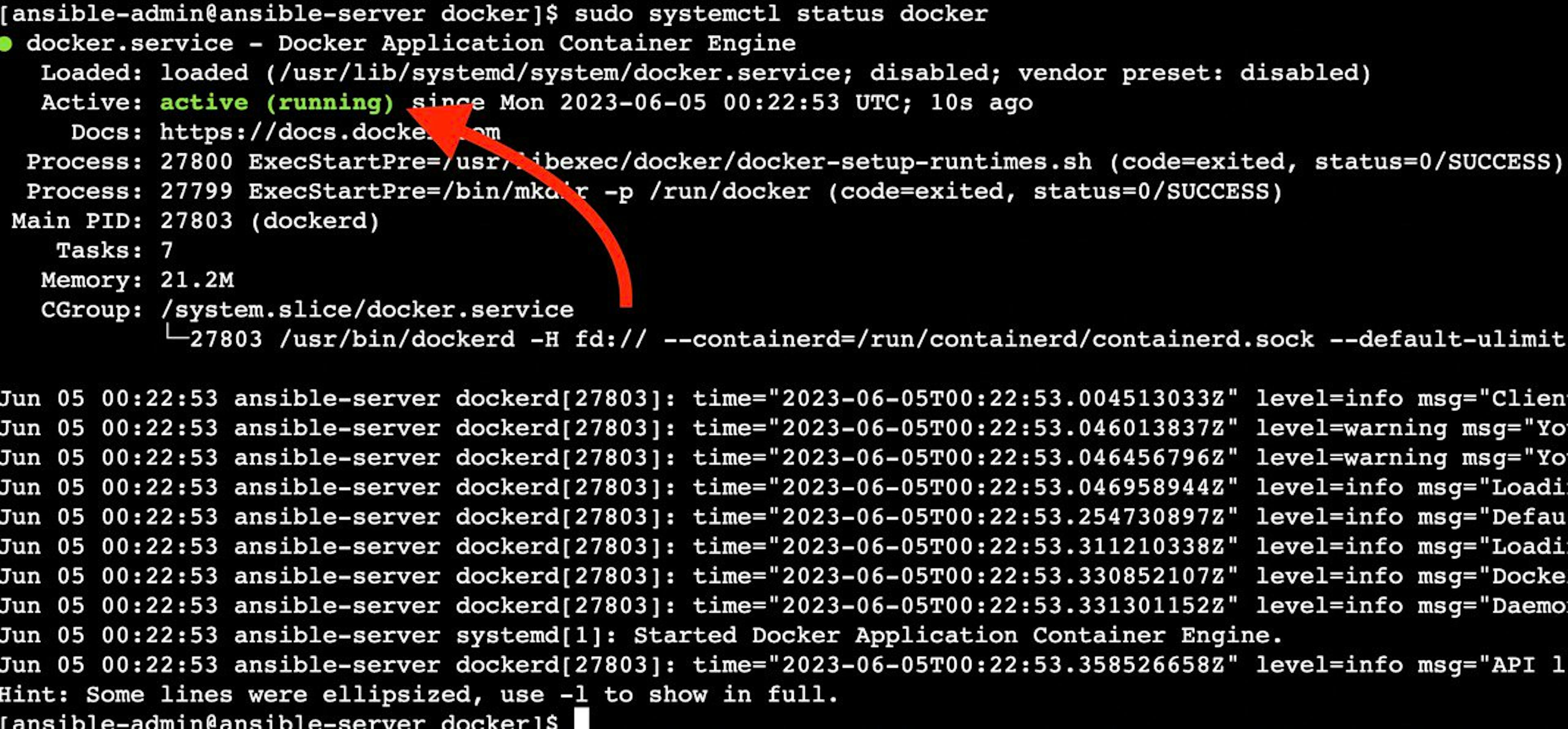 A captura de tela da instância do Ansible EC2 com o status do docker ativo