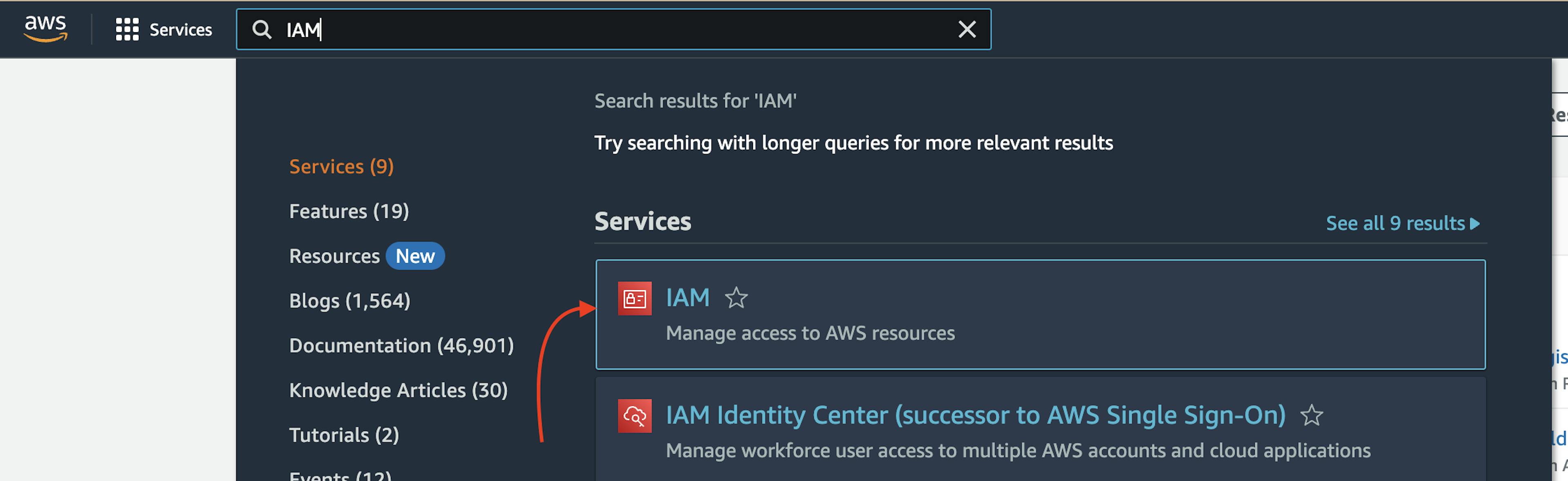 La capture d'écran de la page Web AWS avec le pointeur vers "IAM"