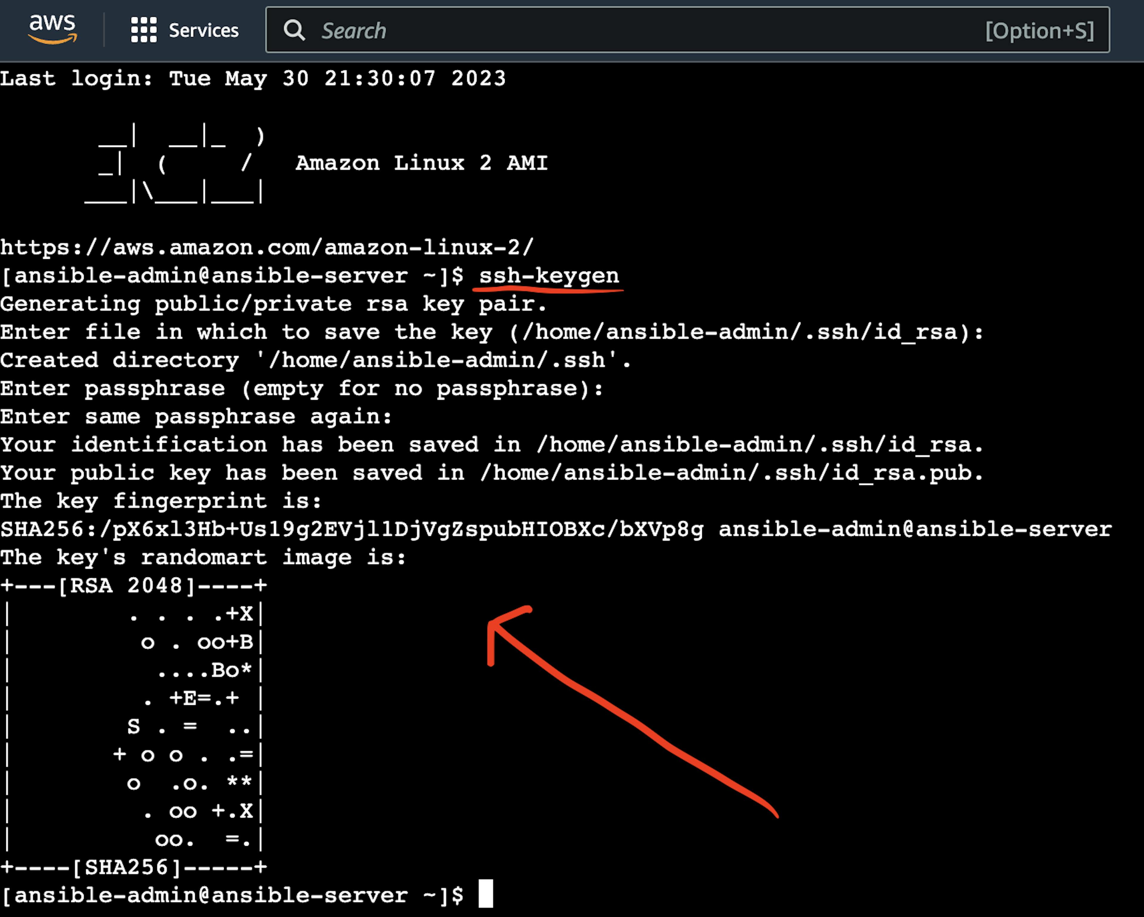 La captura de pantalla del terminal de instancia del servidor virtual AWS EC2 con el puntero al resultado de ssh-keygen