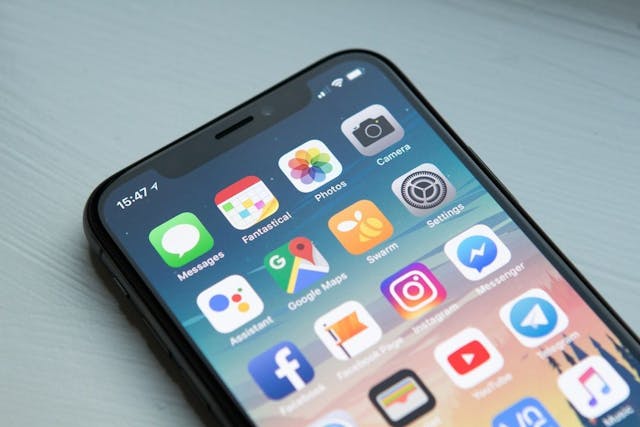 /low-code-vs-custom-app-development-choosing-the-best-for-business feature image