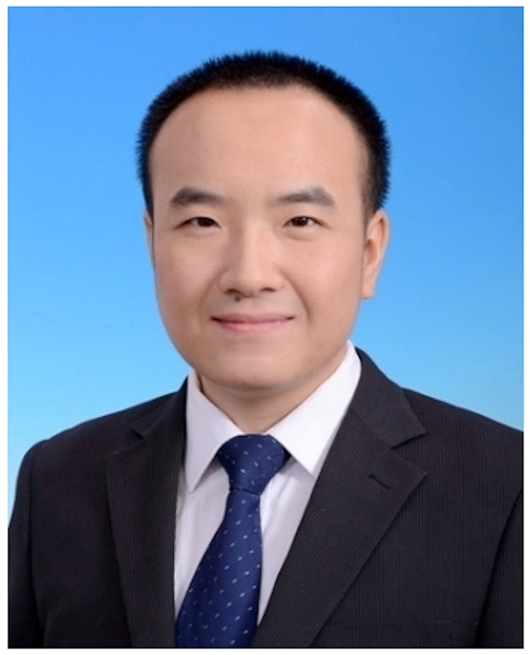Feng Gao (Member, IEEE) received the B.Sc degree in software engineering from Chongqing University, Chongqing, China, in 2008, and the Ph.D. degree in computer science and technology from Beihang University, Beijing, China, in 2015. He is currently an Associate Professor with the School of Information Science and Engineering, Ocean University of China. His research interests include remote sensing image analysis, pattern recognition and machine learning.