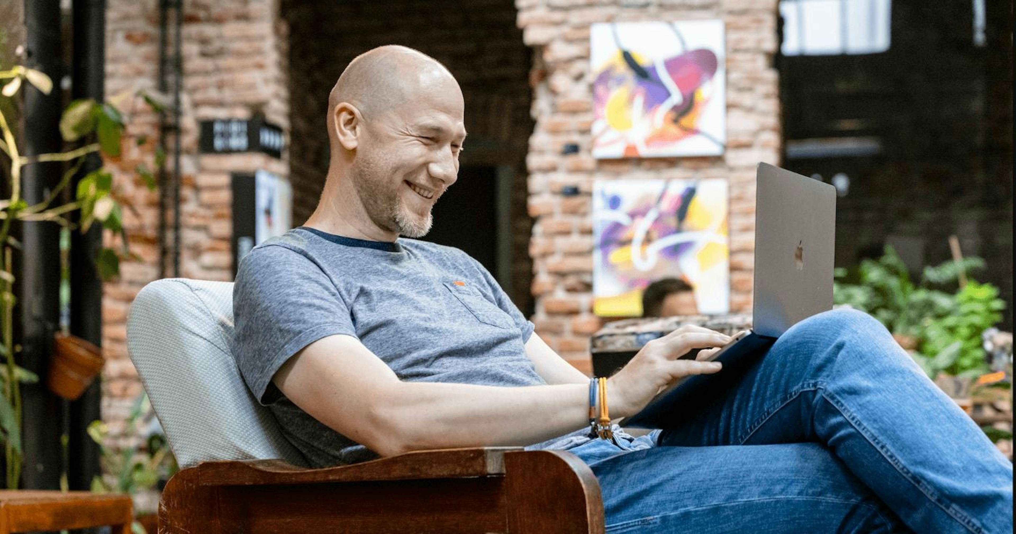 featured image - 从公司工作到个人创业——经营自己的导师业务一年的见解