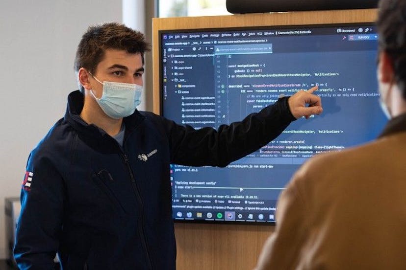 /software-engineers-use-code-reviews-to-improve-product-quality-ay5s315c feature image