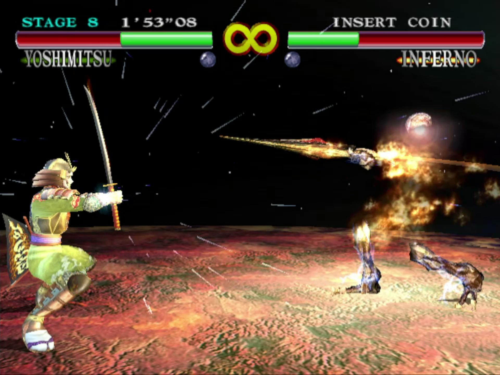 Yoshimitsu prepares to unleash his Critical Edge onto an all-too-overconfident Inferno.