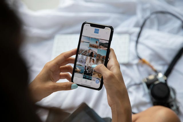 /the-power-of-influencer-advocacy-in-the-fashion-industry feature image