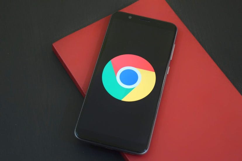 /4-must-have-crypto-browser-extensions feature image